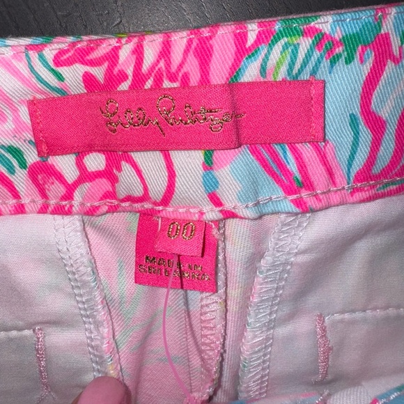 Lilly Pulitzer Jaquard Seersucker Scallop Hem Buttercup Shorts 5” - Picture 6 of 9